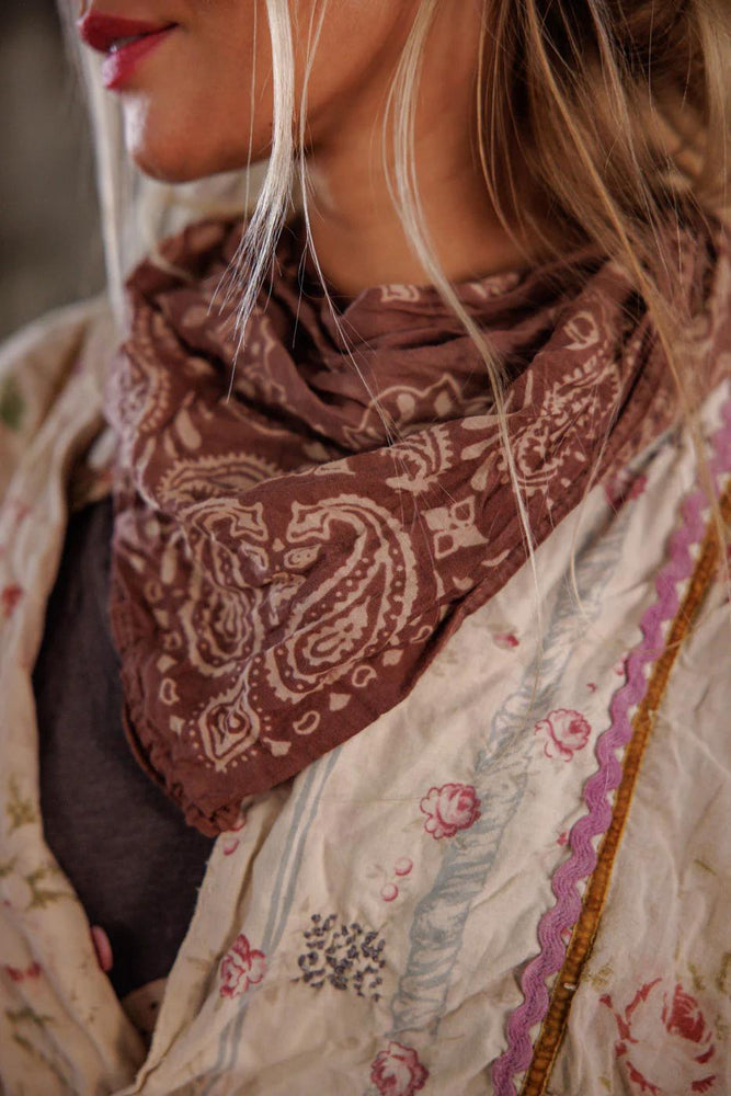 MP 8-14 SCARF 214 Carnal Handkerchief Umber