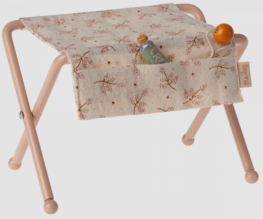 Nursery Table, Baby Mouse Rose
